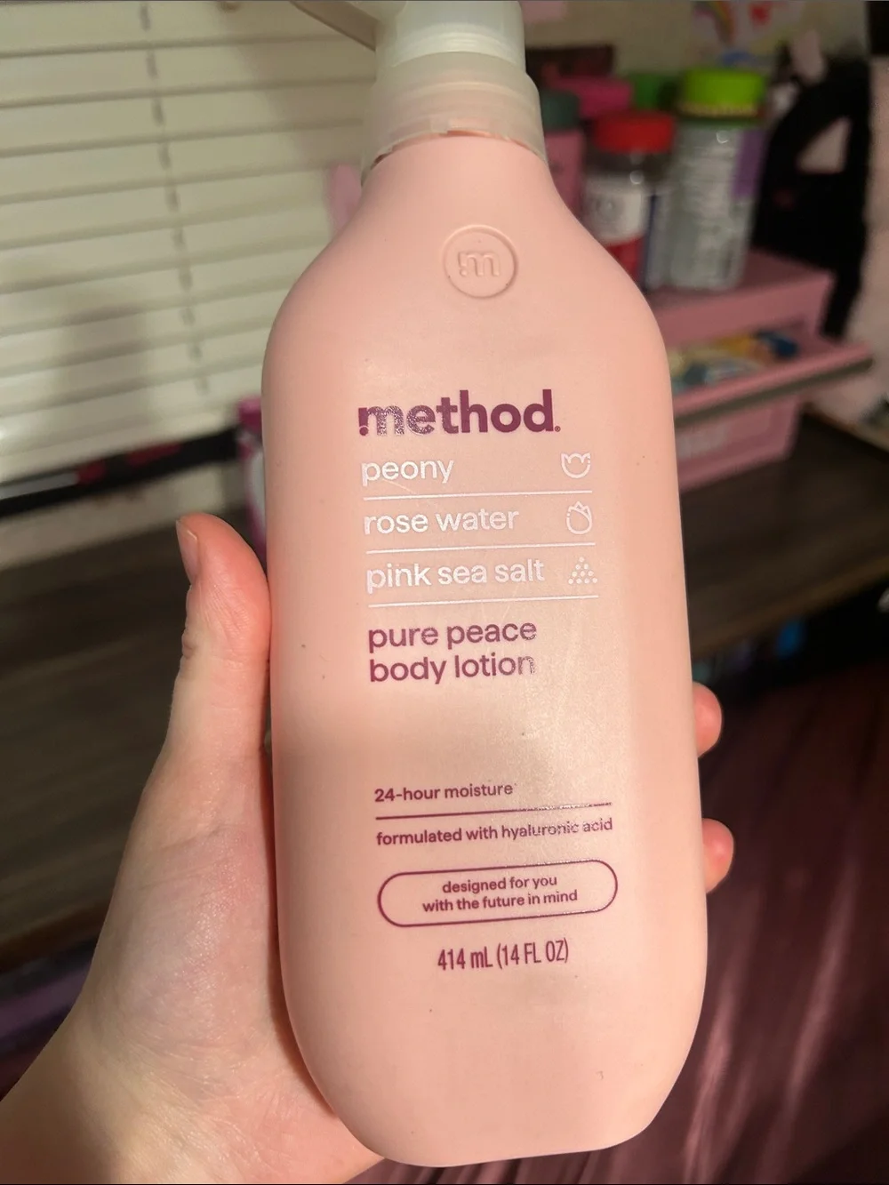 OLAY White and Pink Lotion Duo – Pump-Top Skincare Bottles